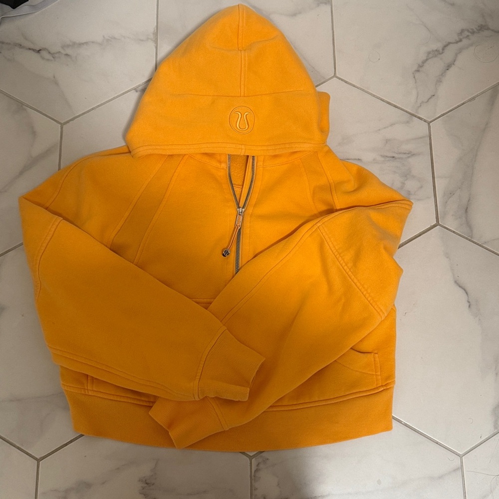 Lululemon orange scuba. Size s/m.